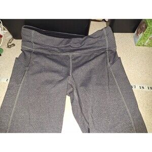 LULULEMON Pace Rival Crop Size 4 Leggings Gray & Black Pockets